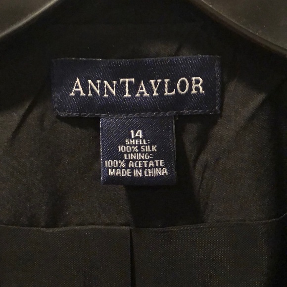 Ann Taylor black silk suit  jacket - Picture 3 of 6